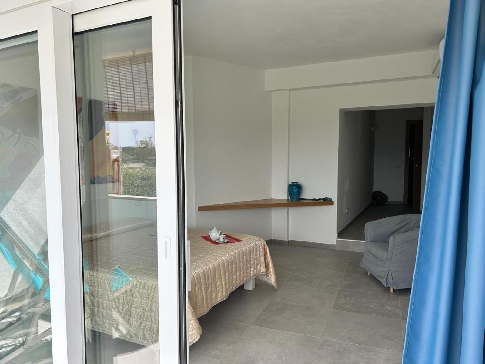 Rooms, Affittacamere Maksim Golfo Aranci Exterior foto